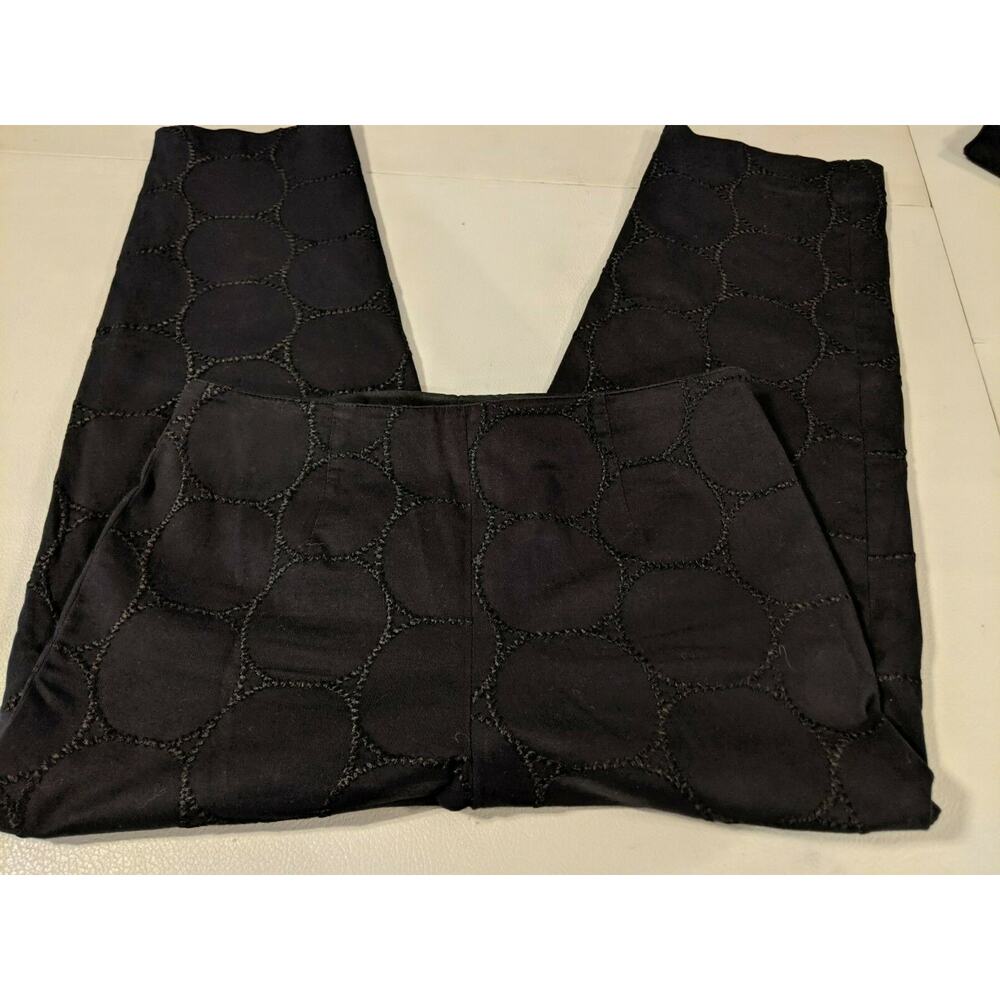 Renfrew Black Dress Pants Size 8 Size Zipper Embroidery Swirl Design